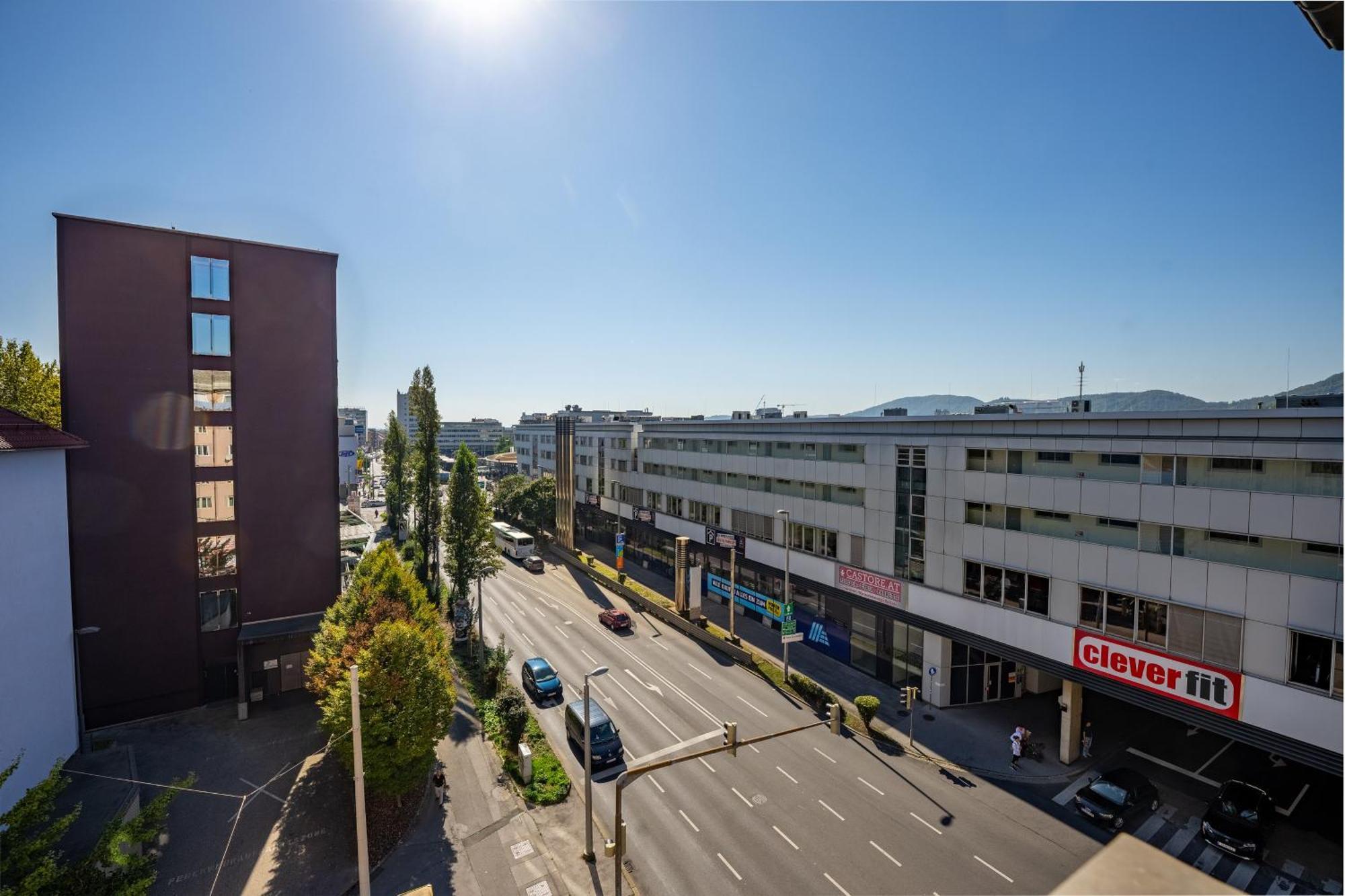 Tamliving Center Luxury 4 Rooms Smart Tv Kitchen Great View Грац Экстерьер фото